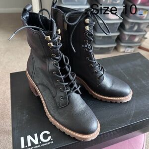 Crown vintage boots size 10